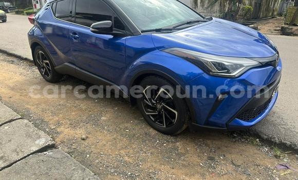 Sayi Imported Toyota C-HR Blue Mota in Douala a Ƙasar Kamaru Sayi Imported Toyota C-HR Blue Mota in Douala a Ƙasar Kamaru