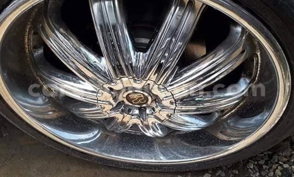 Acheter Occasion Voiture Chrysler 300 Gris à Yaoundé, Central Cameroon Acheter Occasion Voiture Chrysler 300 Gris à Yaoundé, Central Cameroon