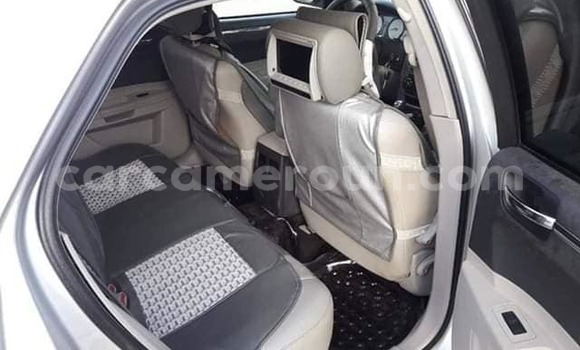 Acheter Occasion Voiture Chrysler 300 Gris à Yaoundé, Central Cameroon Acheter Occasion Voiture Chrysler 300 Gris à Yaoundé, Central Cameroon