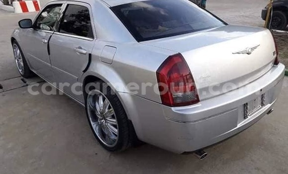 Acheter Occasion Voiture Chrysler 300 Gris à Yaoundé, Central Cameroon Acheter Occasion Voiture Chrysler 300 Gris à Yaoundé, Central Cameroon