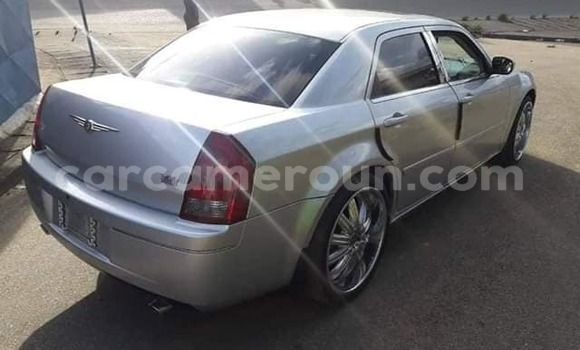 Acheter Occasion Voiture Chrysler 300 Gris à Yaoundé, Central Cameroon Acheter Occasion Voiture Chrysler 300 Gris à Yaoundé, Central Cameroon