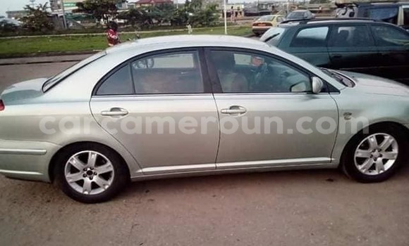 Acheter Occasion Voiture Toyota Avensis Gris à Yaoundé, Central Cameroon Acheter Occasion Voiture Toyota Avensis Gris à Yaoundé, Central Cameroon