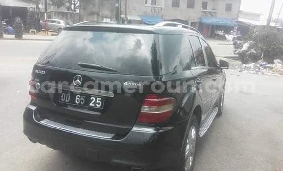 Acheter Occasion Voiture Mercedes‒Benz ML–Class Noir à Yaoundé, Central Cameroon Acheter Occasion Voiture Mercedes‒Benz ML–Class Noir à Yaoundé, Central Cameroon