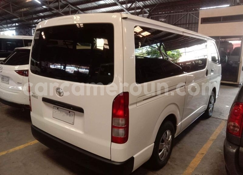 Big with watermark toyota hiace littoral cameroon douala 21353
