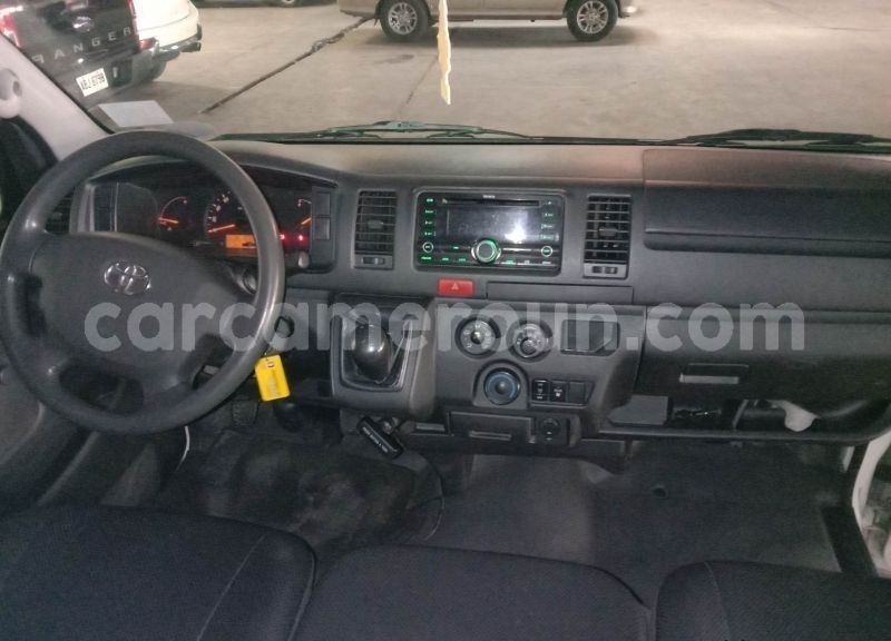 Big with watermark toyota hiace littoral cameroon douala 21353