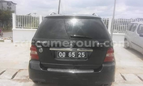 Acheter Occasion Voiture Mercedes‒Benz ML–Class Noir à Yaoundé, Central Cameroon Acheter Occasion Voiture Mercedes‒Benz ML–Class Noir à Yaoundé, Central Cameroon