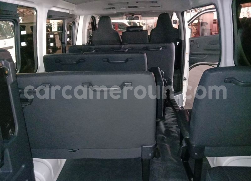Big with watermark toyota hiace littoral cameroon douala 21353