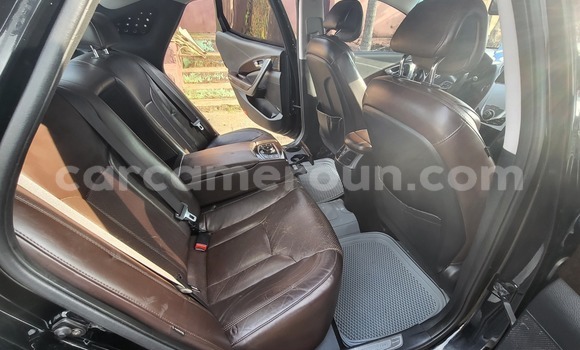 Acheter Occasion Voiture Hyundai Grandeur Noir à Yaoundé, Central Cameroon Acheter Occasion Voiture Hyundai Grandeur Noir à Yaoundé, Central Cameroon