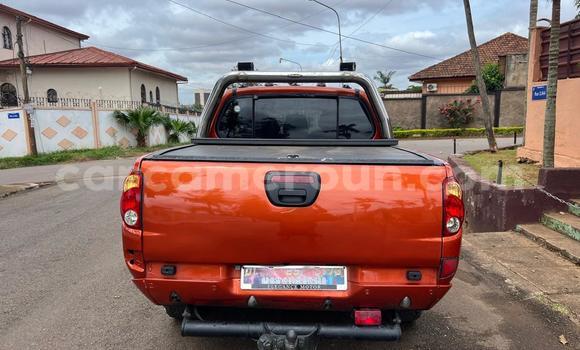 Acheter Occasion Voiture Mitsubishi L200 Marron à Yaoundé, Central Cameroon Acheter Occasion Voiture Mitsubishi L200 Marron à Yaoundé, Central Cameroon