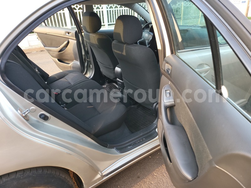 Big with watermark toyota avensis central cameroon yaounde 21384