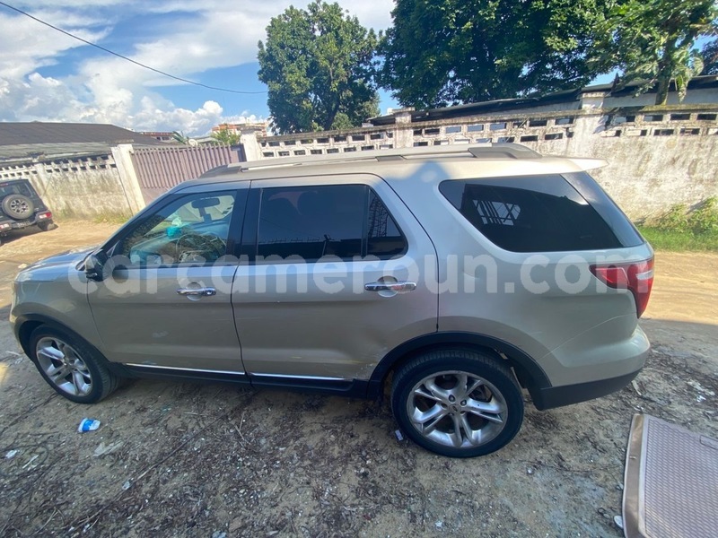 Big with watermark ford explorer littoral cameroon douala 21387