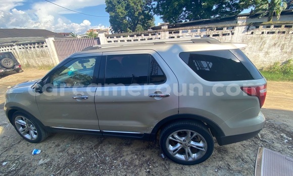 Sayi Na hannu Ford Explorer Sauran Mota in Douala a Ƙasar Kamaru Sayi Na hannu Ford Explorer Sauran Mota in Douala a Ƙasar Kamaru