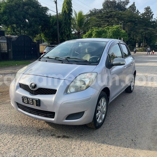 Big with watermark toyota vitz littoral cameroon douala 21393