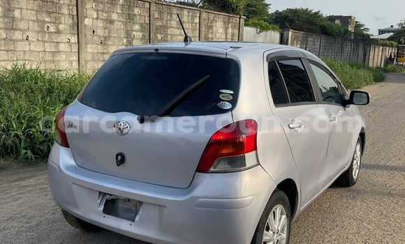 Acheter Occasion Voiture Toyota Vitz Gris à Douala, Littoral Cameroon Acheter Occasion Voiture Toyota Vitz Gris à Douala, Littoral Cameroon