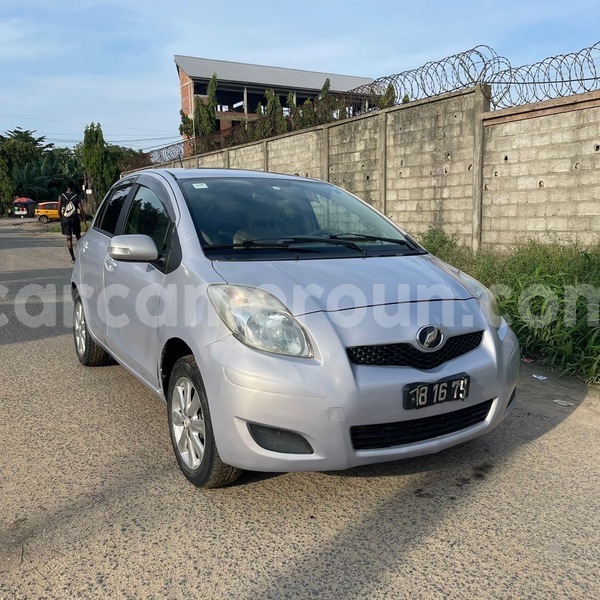 Big with watermark toyota vitz littoral cameroon douala 21393