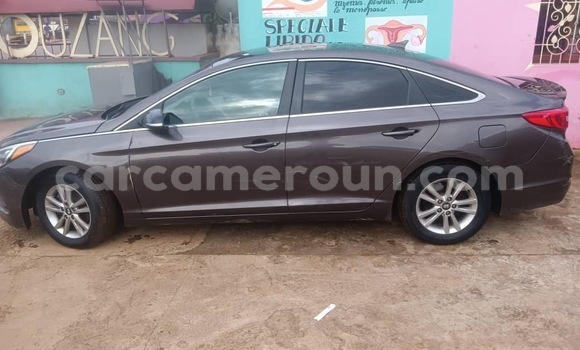 Buy Used Hyundai Sonata Silver Car in Douala in Littoral Cameroon Buy Used Hyundai Sonata Silver Car in Douala in Littoral Cameroon