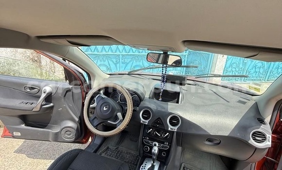 Sayi Na hannu Renault Koleos Sauran Mota in Douala a Ƙasar Kamaru Sayi Na hannu Renault Koleos Sauran Mota in Douala a Ƙasar Kamaru