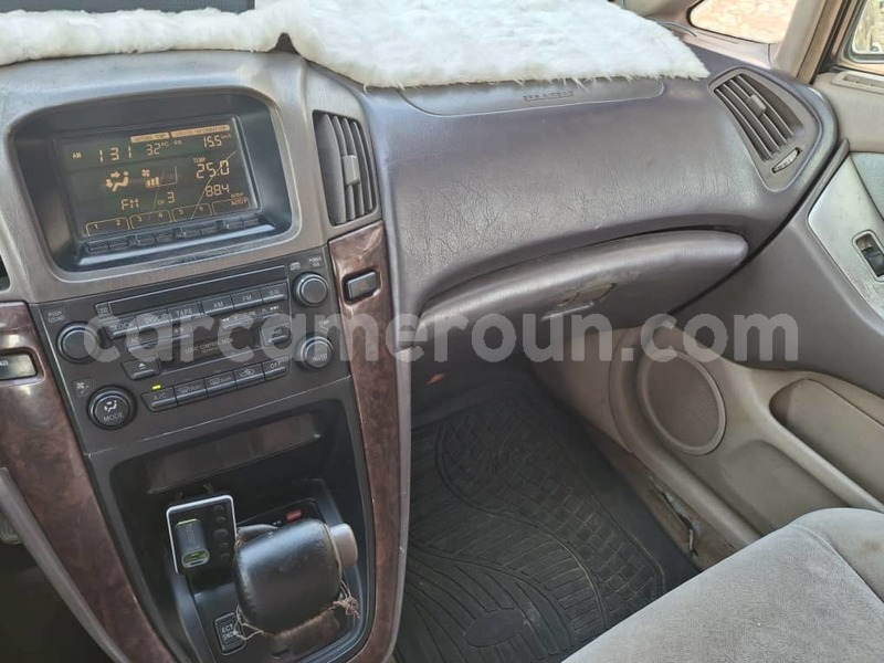 Big with watermark toyota harrier littoral cameroon douala 21405