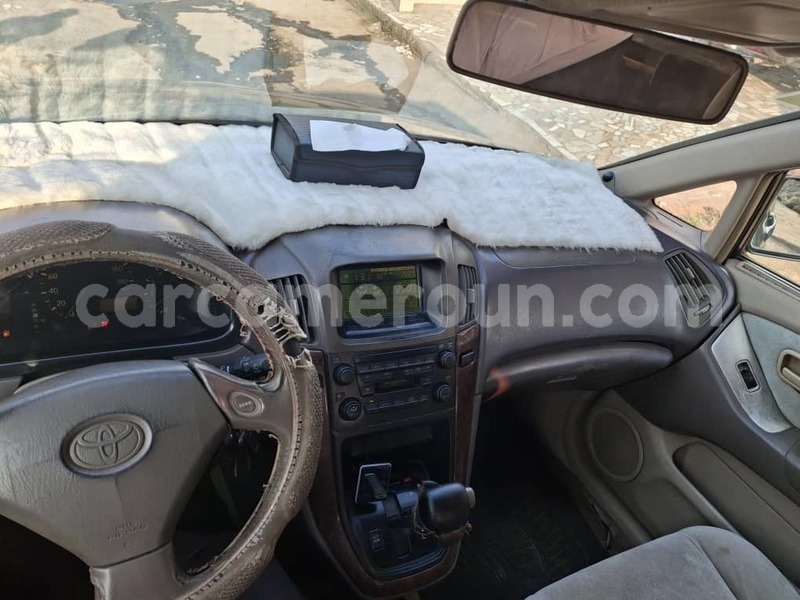 Big with watermark toyota harrier littoral cameroon douala 21405