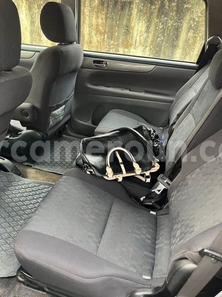 Big with watermark toyota avensis verso littoral cameroon douala 21408