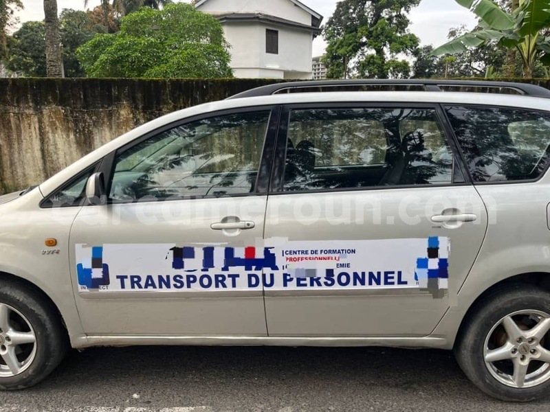 Big with watermark toyota avensis verso littoral cameroon douala 21408
