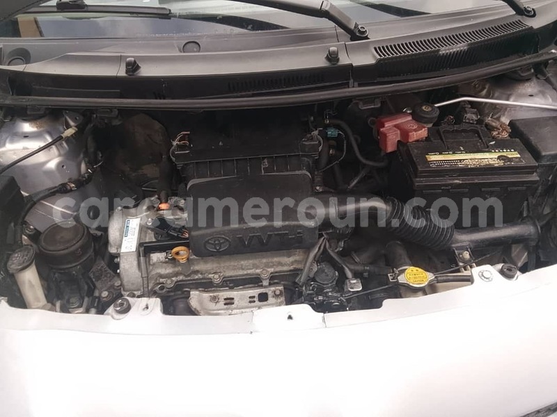 Big with watermark toyota vitz littoral cameroon douala 21410