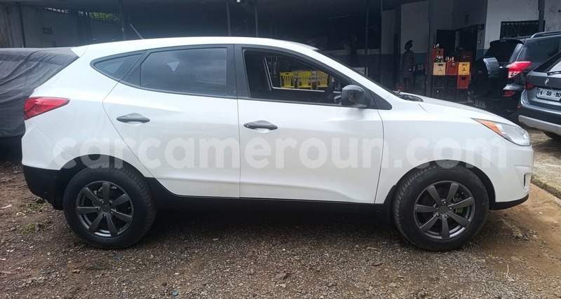 Big with watermark hyundai tucson littoral cameroon douala 21413