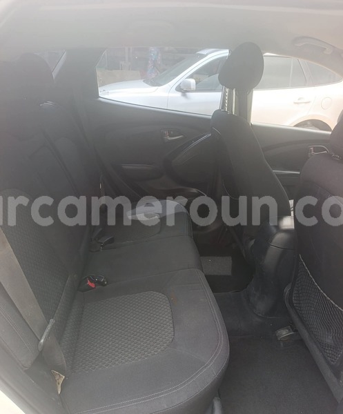Big with watermark hyundai tucson littoral cameroon douala 21413