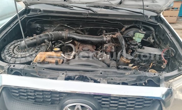 Acheter Occasion Voiture Toyota Hilux Blanc à Douala, Littoral Cameroon Acheter Occasion Voiture Toyota Hilux Blanc à Douala, Littoral Cameroon