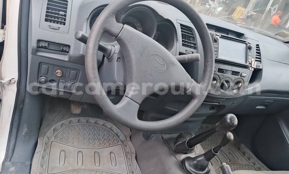 Acheter Occasion Voiture Toyota Hilux Blanc à Douala, Littoral Cameroon Acheter Occasion Voiture Toyota Hilux Blanc à Douala, Littoral Cameroon