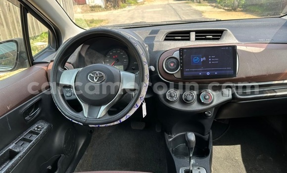 Acheter Occasion Voiture Toyota Vitz Gris à Douala, Littoral Cameroon Acheter Occasion Voiture Toyota Vitz Gris à Douala, Littoral Cameroon