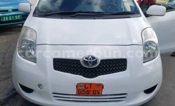 Acheter Occasion Voiture Toyota Yaris Blanc à Yaoundé, Central Cameroon Acheter Occasion Voiture Toyota Yaris Blanc à Yaoundé, Central Cameroon