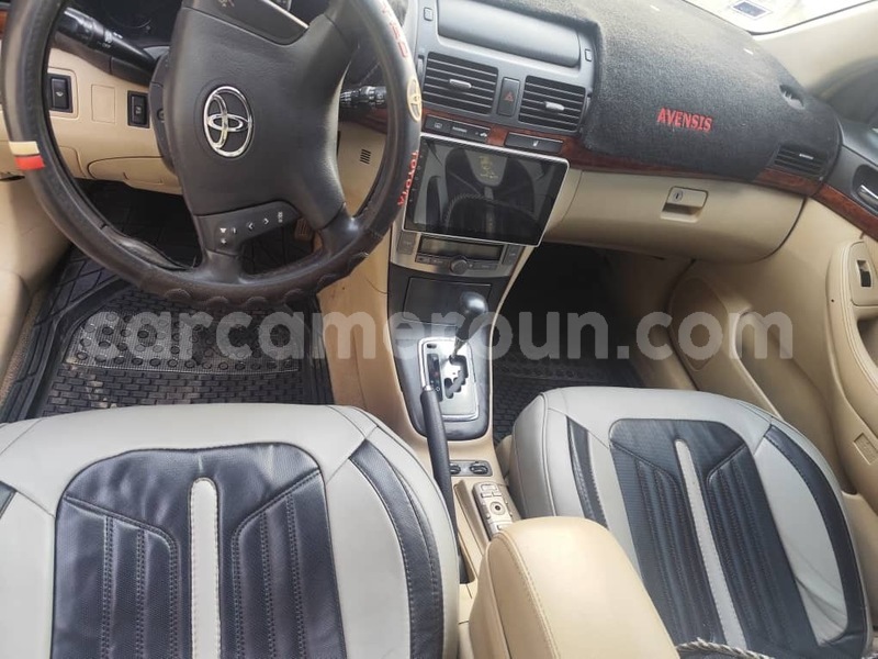 Big with watermark toyota avensis littoral cameroon douala 21421