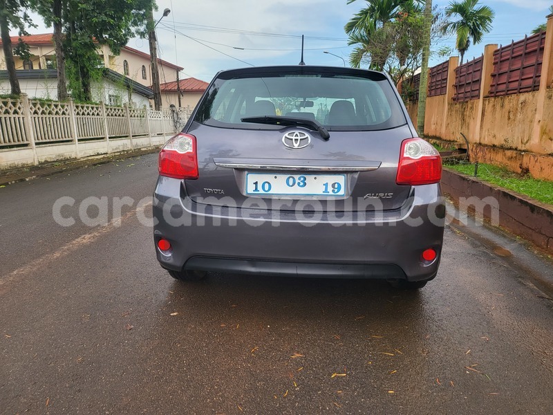 Big with watermark toyota auris central cameroon yaounde 21423