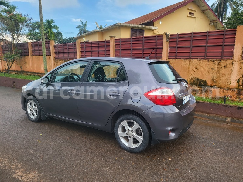 Big with watermark toyota auris central cameroon yaounde 21423