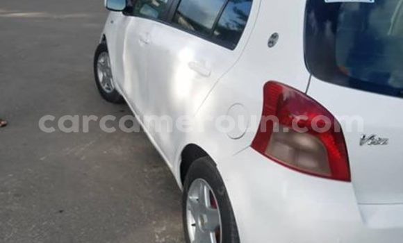 Acheter Occasion Voiture Toyota Yaris Blanc à Yaoundé, Central Cameroon Acheter Occasion Voiture Toyota Yaris Blanc à Yaoundé, Central Cameroon