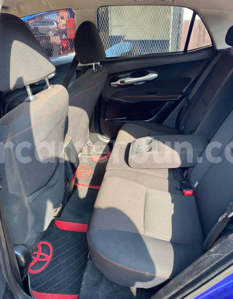 Big with watermark toyota auris littoral cameroon douala 21426