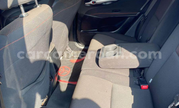 Acheter Occasion Voiture Toyota Auris Bleu à Douala, Littoral Cameroon Acheter Occasion Voiture Toyota Auris Bleu à Douala, Littoral Cameroon