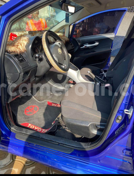Big with watermark toyota auris littoral cameroon douala 21426