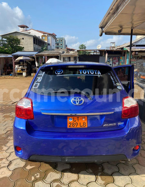 Big with watermark toyota auris littoral cameroon douala 21426