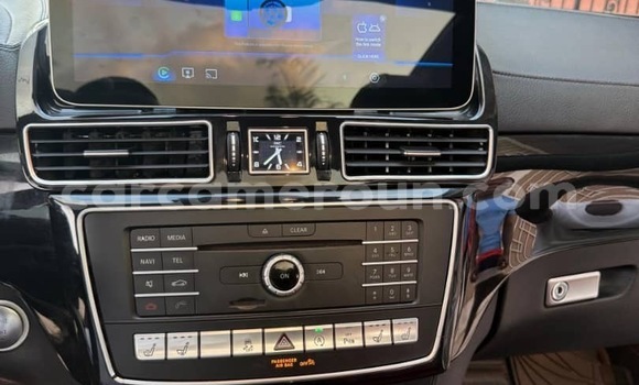 Sayi Na hannu Mercedes‒Benz AMG GLE Black Mota in Douala a Ƙasar Kamaru Sayi Na hannu Mercedes‒Benz AMG GLE Black Mota in Douala a Ƙasar Kamaru