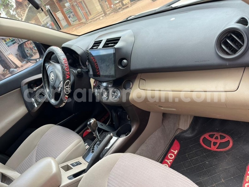 Big with watermark toyota vanguard central cameroon yaounde 21429