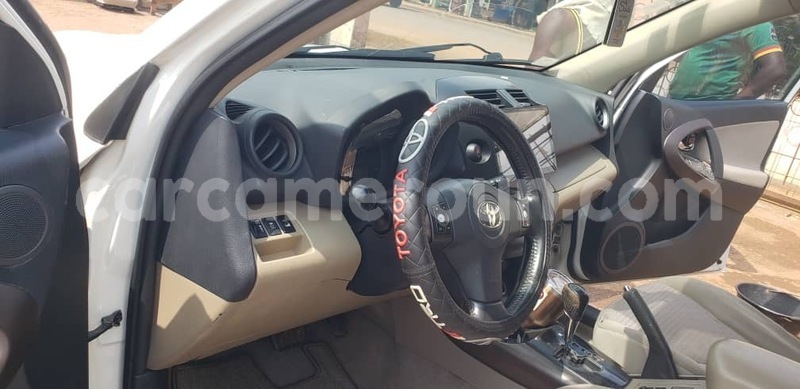 Big with watermark toyota vanguard central cameroon yaounde 21429