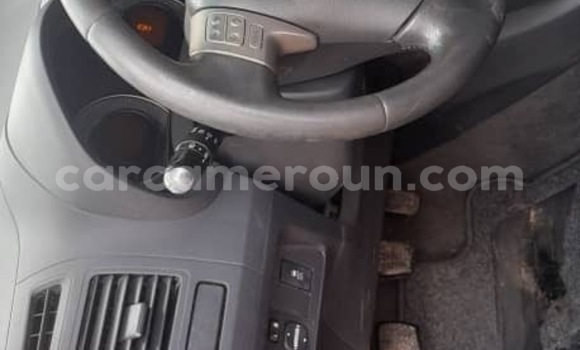 Acheter Import Voiture Toyota Auris Rouge à Yaoundé, Central Cameroon Acheter Import Voiture Toyota Auris Rouge à Yaoundé, Central Cameroon