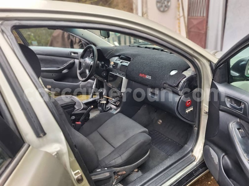 Big with watermark toyota avensis littoral cameroon douala 21438