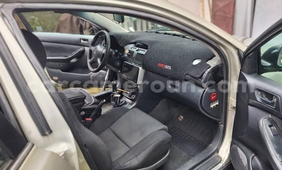 Acheter Occasion Voiture Toyota Avensis Gris à Douala, Littoral Cameroon Acheter Occasion Voiture Toyota Avensis Gris à Douala, Littoral Cameroon