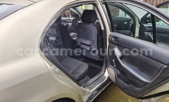 Acheter Occasion Voiture Toyota Avensis Gris à Douala, Littoral Cameroon Acheter Occasion Voiture Toyota Avensis Gris à Douala, Littoral Cameroon