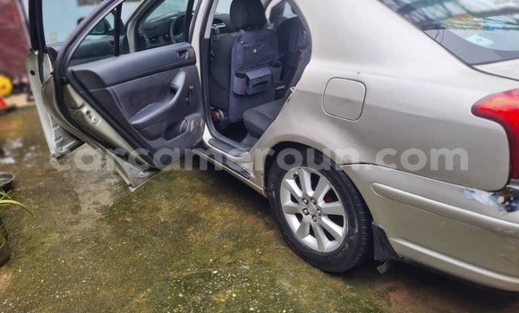 Acheter Occasion Voiture Toyota Avensis Gris à Douala, Littoral Cameroon Acheter Occasion Voiture Toyota Avensis Gris à Douala, Littoral Cameroon