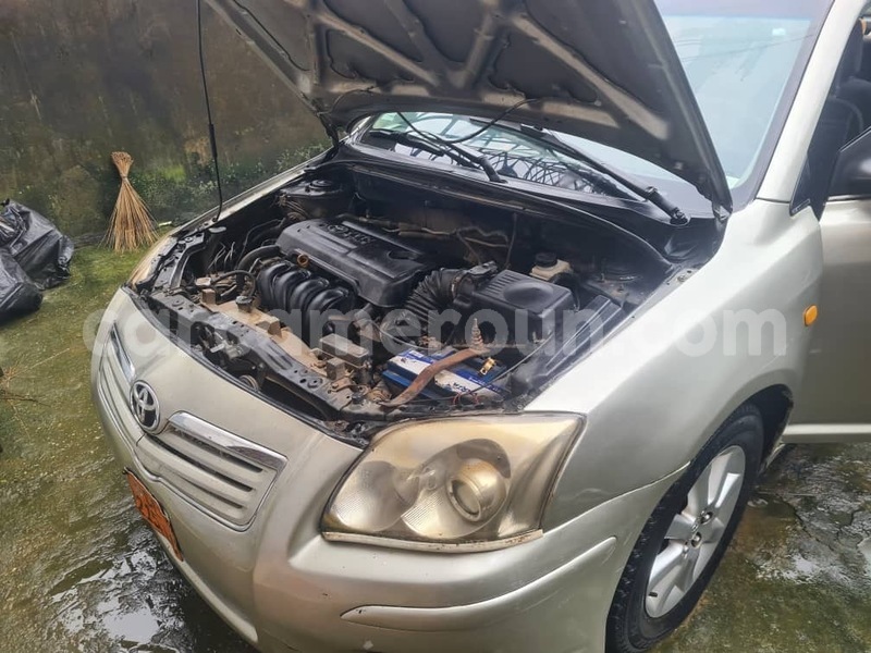 Big with watermark toyota avensis littoral cameroon douala 21438