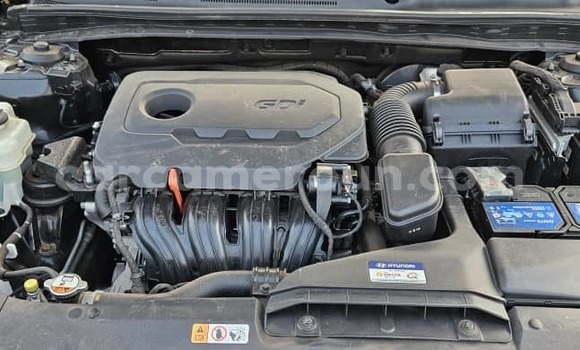 Acheter Occasion Voiture Hyundai Grandeur Noir à Yaoundé, Central Cameroon Acheter Occasion Voiture Hyundai Grandeur Noir à Yaoundé, Central Cameroon